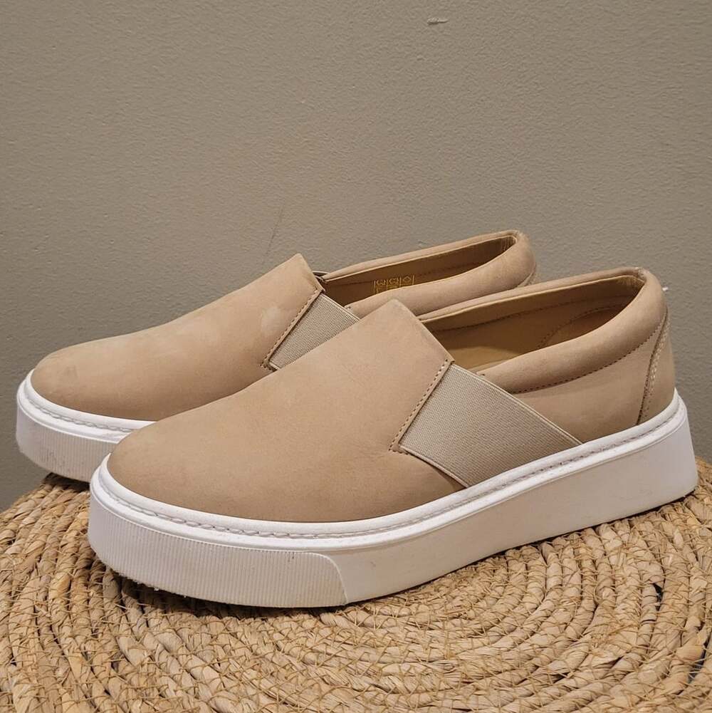 M.Gemi The Luciana Beige Nubuck Platform Slip-On Sneakers,Size 37.5 (7)